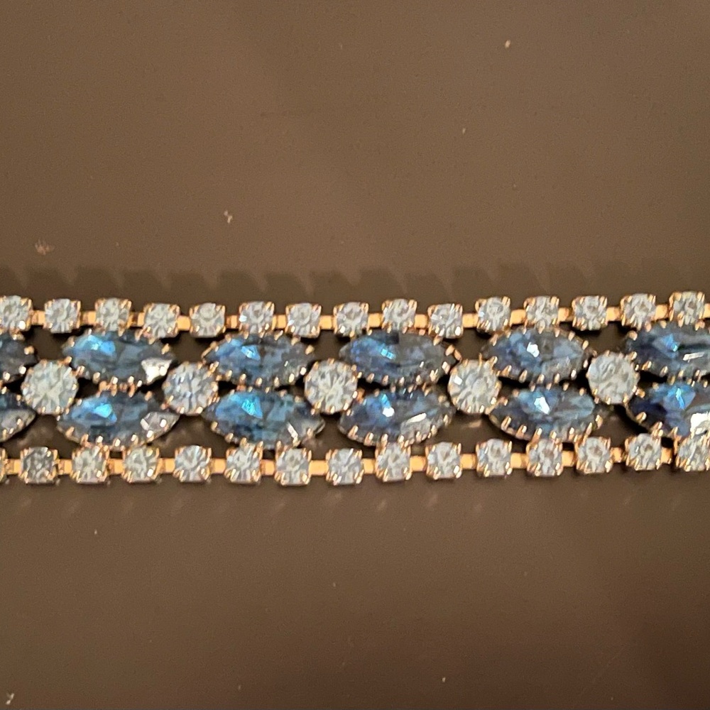 Elegant Blue and Silver Bracelet